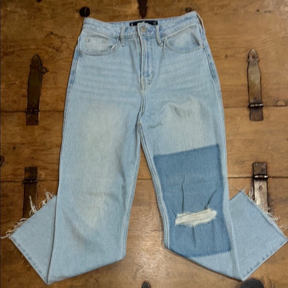 Hollister Light Wash Distressed Patchwork Jeans Women’s 1R W25 Frayed Hem